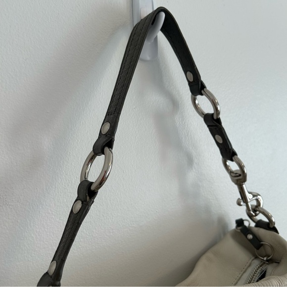 (SOLD) COACH Carly Shoulder Bag Leather Cream Dark Grey - Picture 3 of 12